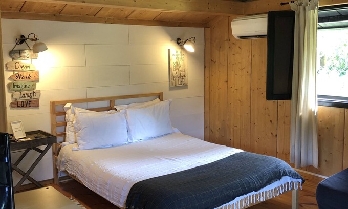 Arcos de Valdevez Cottage | Self catering Quinta Lamosa - responsible tourism for 2 people
