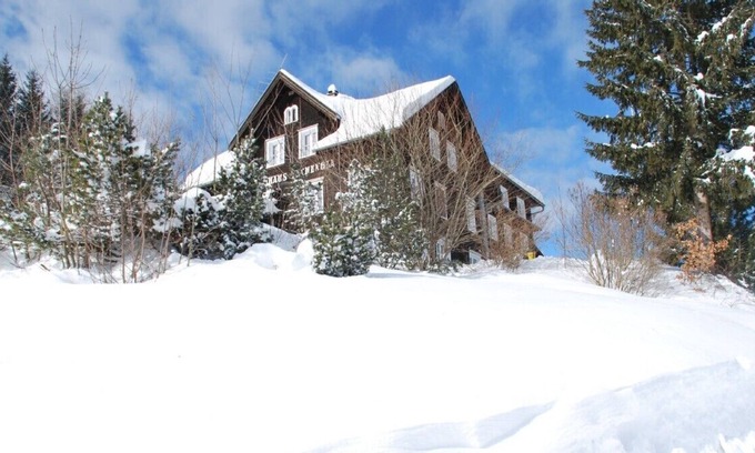 Buerserberg House | Self-catering house in the skiing and hiking region Brandnertal for 12-14 pers.