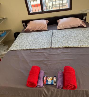 Central Chennai Apartment | Sels Home 2 single bed, attached bathroom, lift, third floor, CAR park, entire terrace