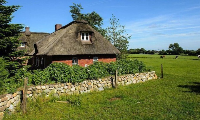 Behrendorf House | Semi-detached house Posthus, Behrendorf