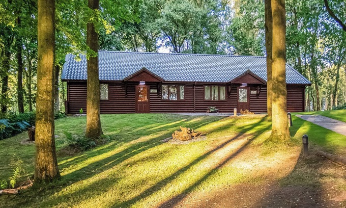 Overton-on-dee Ski Chalet | Semi-detached lodge with modern styling features.