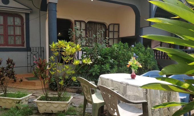 Calangute Apartment | Semi-Service apartment cum row house 2 minutes from the beach with kitchen.