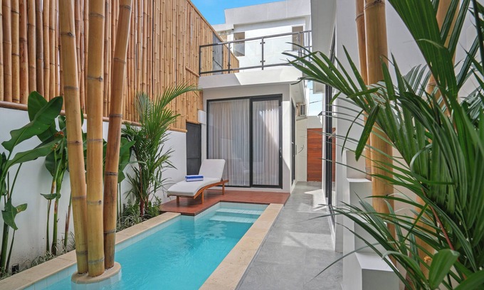 Dewi Sri Villa | Seminyak LUX Bamboo Villa 1
