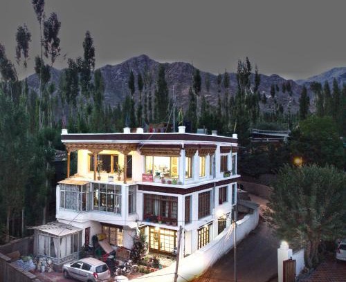 Leh House | Semskit Guest House