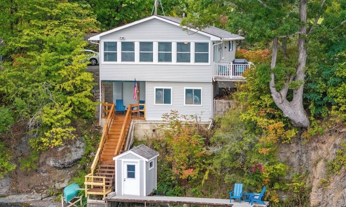 Town of Torrey House | Seneca Lakefront | FLX Getaway | Private Dock