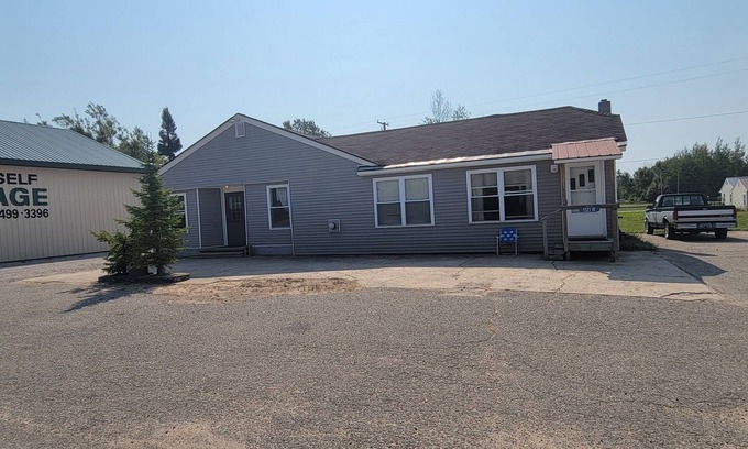 Seney House | Seney Bunkhouse