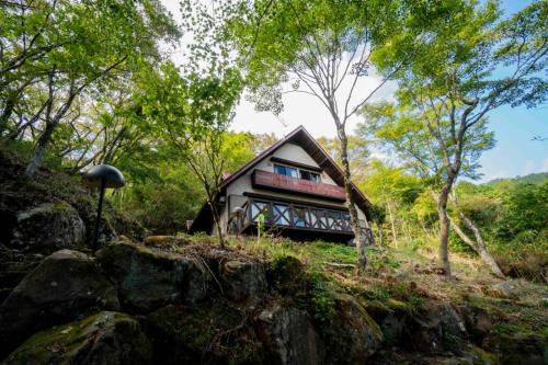 Hakone Villa | Sengokuhara Kintoki Stay 仙石原 金時ヒルハウス 金時山登山に便利 BBQ設備あり