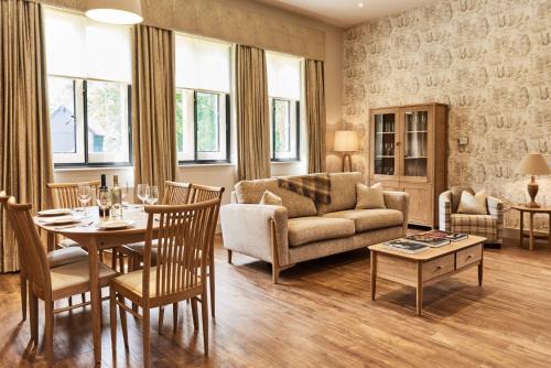 Matfen House | Senner Stalls