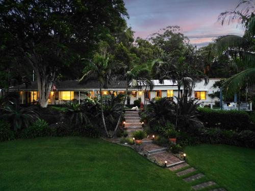 Sapphire Beach Bed & Breakfast | Sensom Boutique Bed and Breakfast