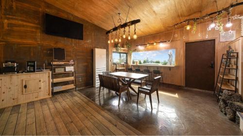 Andeok House | Seogwipo Unyeong Pension