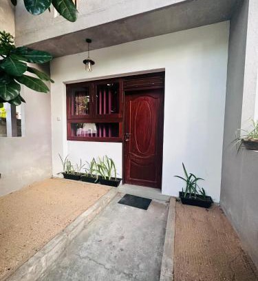 Seeduwa - Katunayake Apartment | Sera 86 Airport Transit Stay