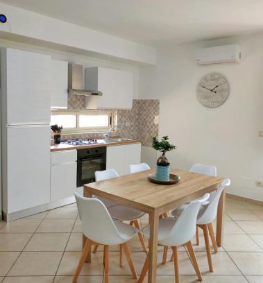 Mondragone Apartment | Serao House, 1 piano in centro