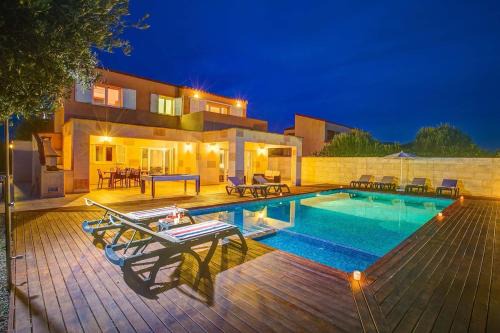 Cales Piques Villa | Serena 4 bedroom villa, Cala'n Forcat