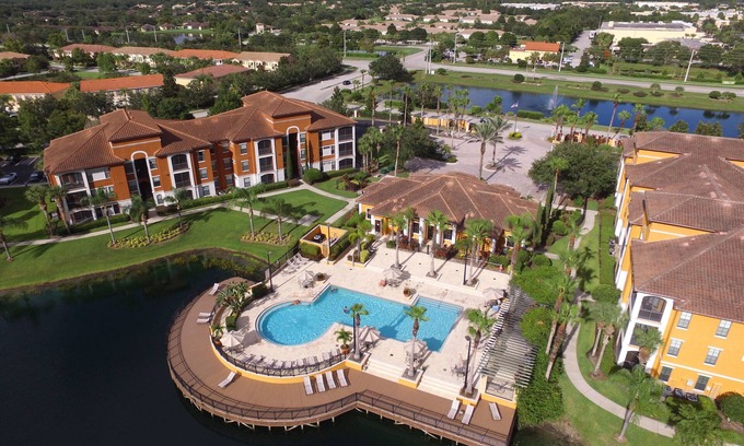 Sarasota Condo | Serenata Condo -Gorgeous Lake & Pool Views, Close To Beaches, UTC Mall, & More!