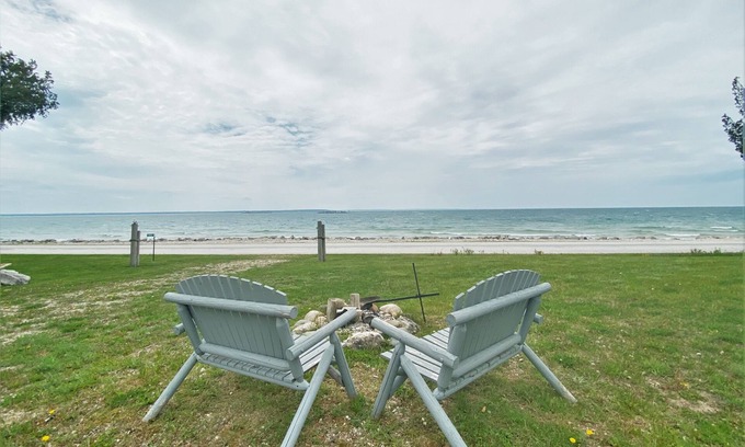 St Ignace House | Serendipity on Lake Michigan