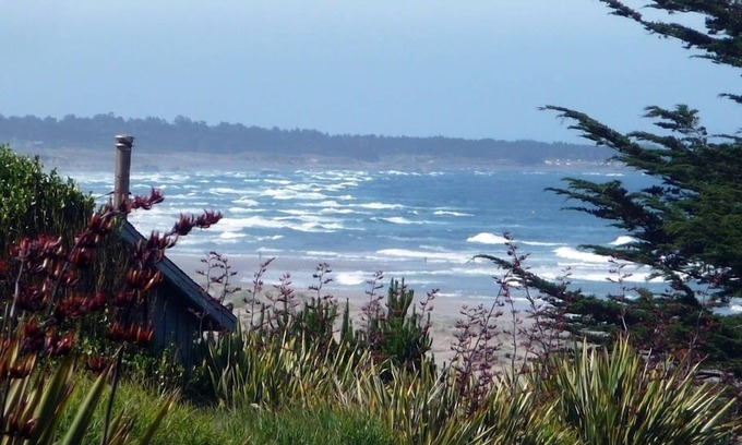 Fort Bragg House | Serendipity - with Ocean Views and Beach Access