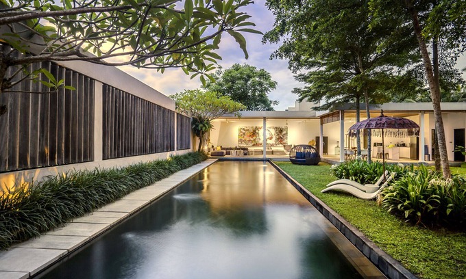Singakerta Villa | Serene 2 BR Villa with Garden and Pool View