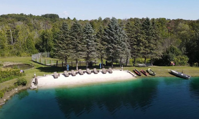 Tyrone RV Rental | Serene Camping Retreat with Freshwater Pond in Clarington Bowmanville