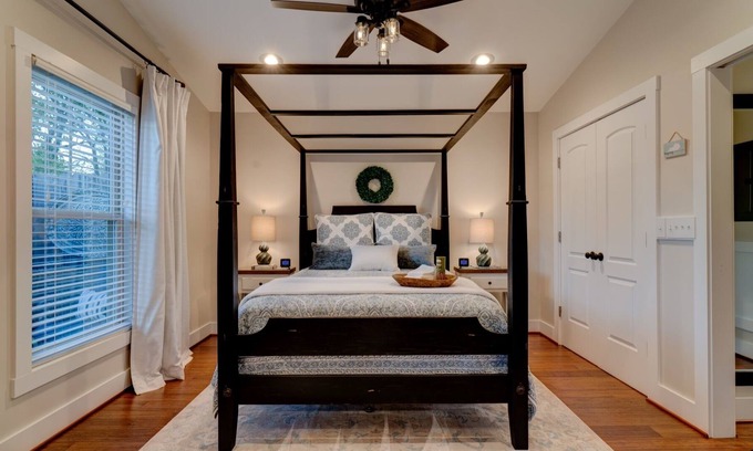Wilmore Apartment | Serene comfort