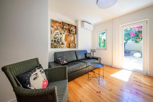 Sacramento Apartment | Serene Hideaway in Chiado
