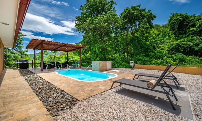 Tamarindo House | Serene Mar Azul Zen Villa w/Pool & Yoga Platform