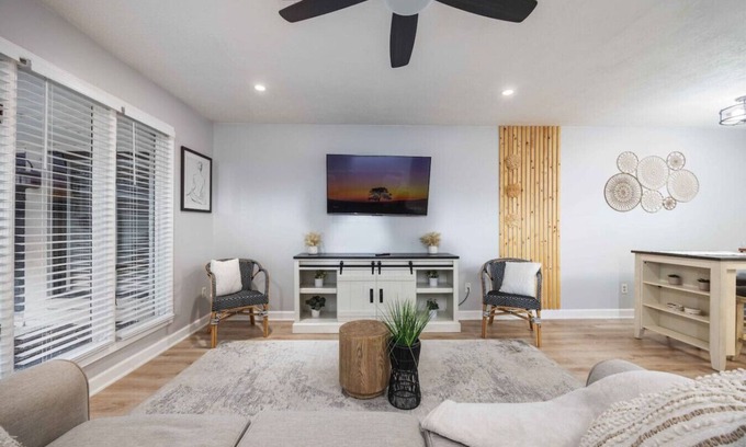 Columbus Apartment | Serene Midtown Apartment: 8 mi to Ft Moore