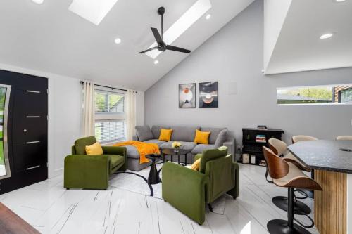 Rockford House | Serene Oasis Near Rock River