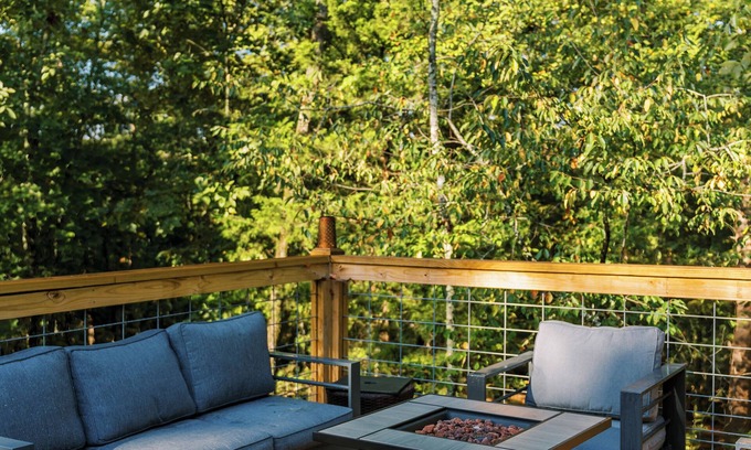 Mid America House | Serene, Private, Peaceful Home on 4ac w/Hot Tub. Less than a mile from trails!