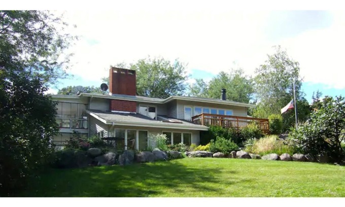 Ames Other | Serene rural accommodations minutes away from Ames and Iowa State University