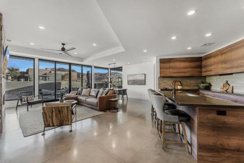 Ivins House | Serene Views #17 home