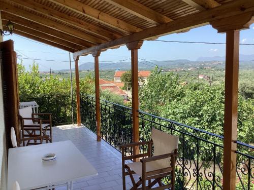 Petrochori Apartment | Serene Views