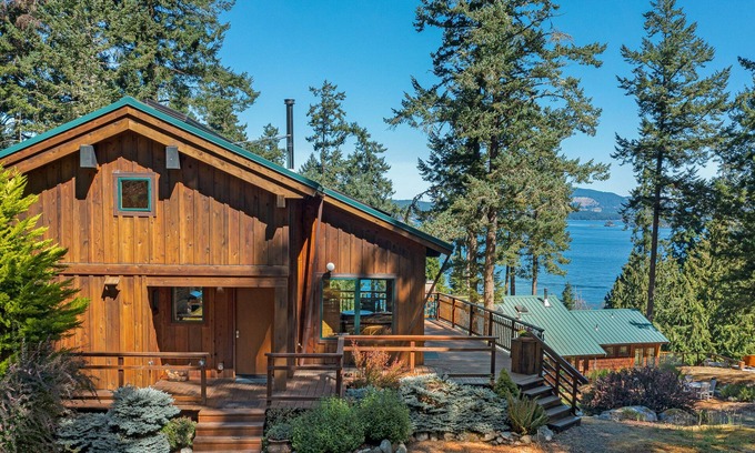 Friday Harbor House | Serene Waterview Cabin Near Friday Harbor