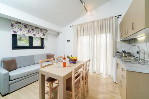 Golden Beach Apartment | Serenity Apartments