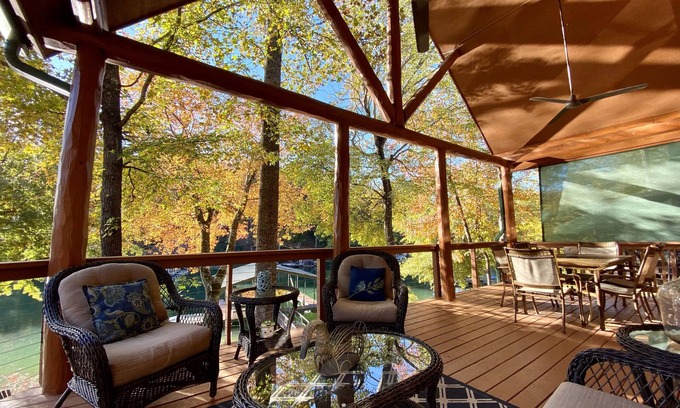 Serenity Bay House | Serenity Bay, Keowee Lakefront Cabin, Covered Dock, Kayaks, Clean, Near Clemson