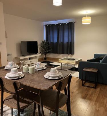 Basildon Apartment | Serenity-ESE Entire Home
