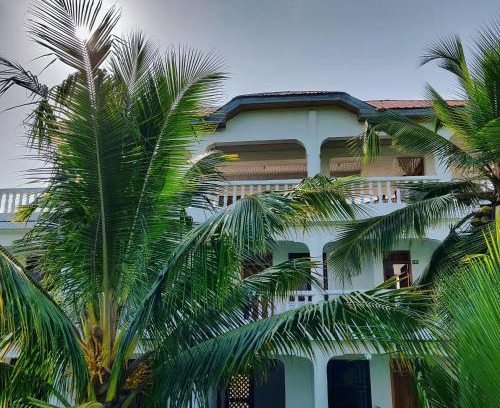 Busua Hotel | Serenity Haven Lodge