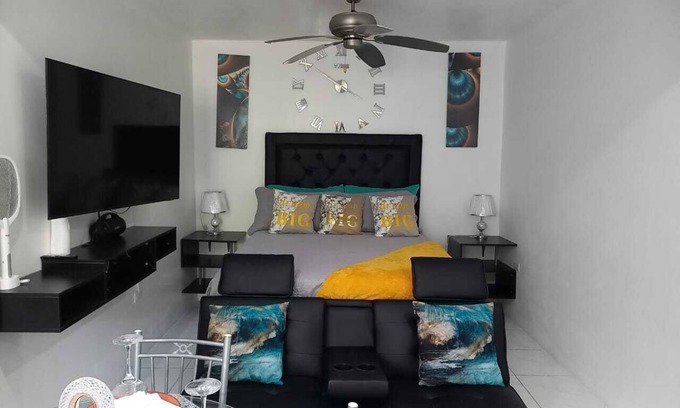 Montego Bay Apartment | Serenity's Condo 2 Bedroom Apartment