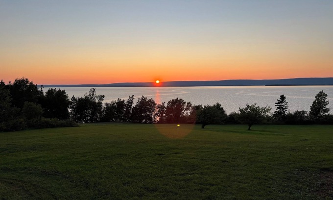 West Bay Cottage | Serenity Shores - Private waterfront cottage on the Bra D'Or Lakes