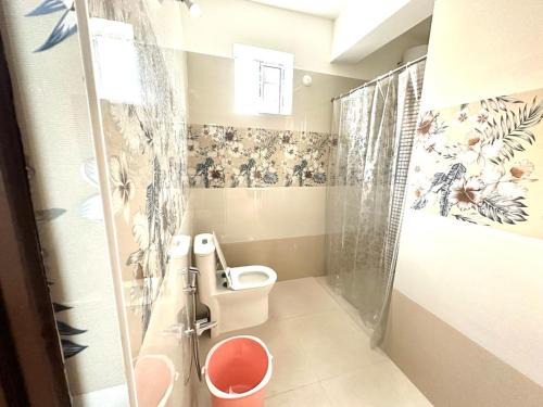 Kukatpalli Apartment | Servostay KPHB Phase 15 New Stunning 3 BHK - 2nd Floor