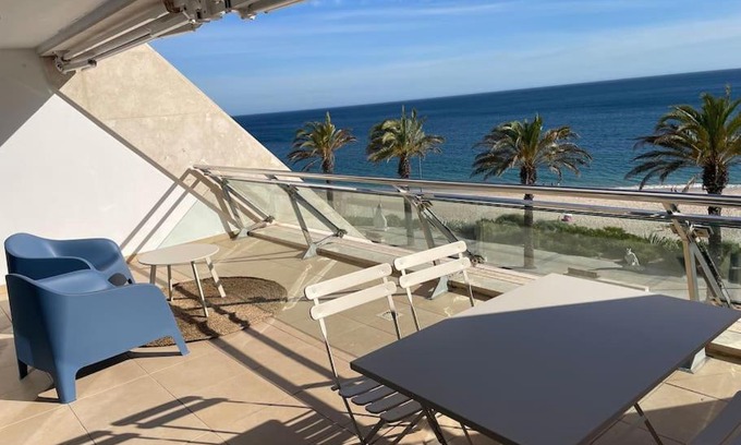 Santiago Apartment | Sesimbra Califórnia beach front