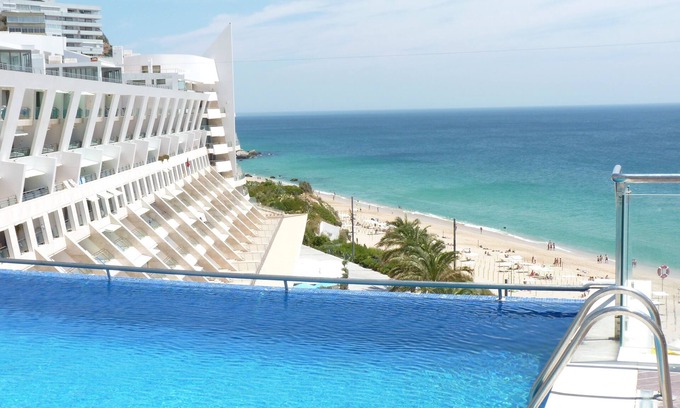 Santiago Hotel | Sesimbra Oceanfront Hotel - Preferred Hotels and Resorts