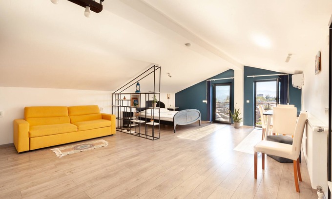 Kutaisi Apartment | Set in the heart of Kutaisi,modern,and cozy rooms of the big and comfortable