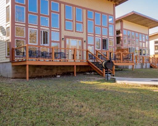 Concan Hotel | Seven Bluff Cabins