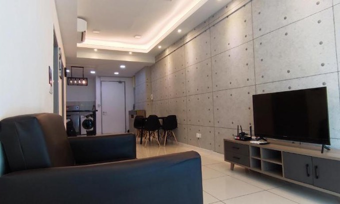 Kampung Sembulan Baru Apartment | Seven Heaven at Sutera Avenue - Unit 2