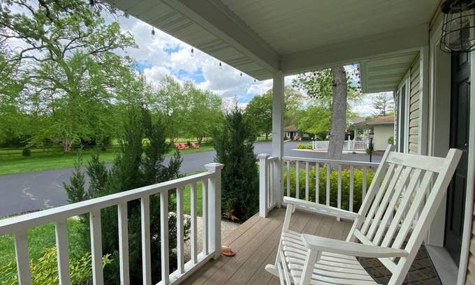 Lake Geneva Bed & Breakfast | Seven Oaks Bed & Breakfast