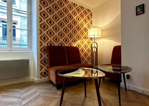 Bourgoin-Jallieu Apartment | Seventies, vintage et bohème