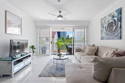 Main Beach Apartment | Seychelles in Main Beach - 2 Bedroom Apartment - CoastHM