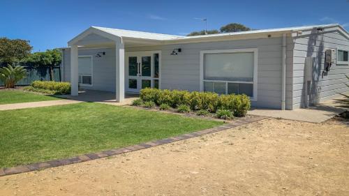 Lake Wangary House | Shack 207