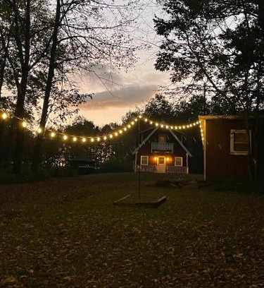 Livingston Manor House | Shady Fox Farm Catskills - Private Chalet on 5 Acres