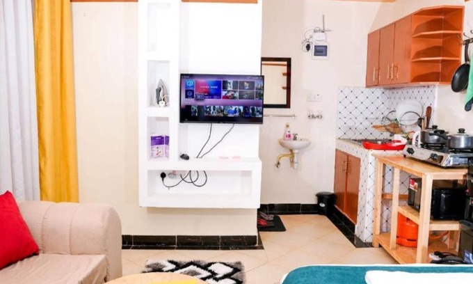 Naivasha Apartment | Shalom Apartments Naivasha - Studio Apartment with king bed 6
